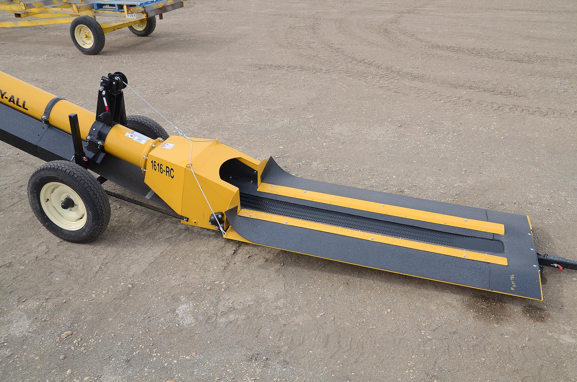 COnvey-All IndustriesRail Car Transfer Conveyors